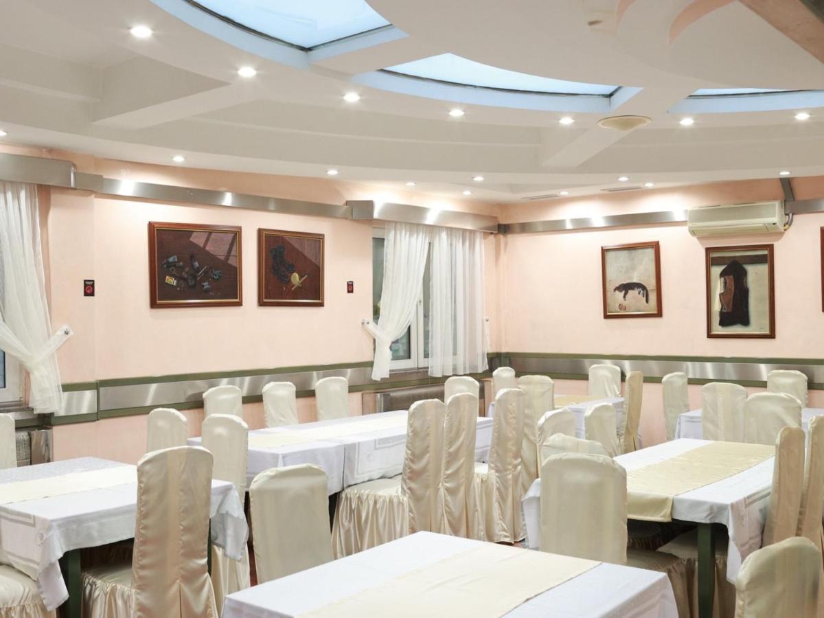 Hotel Lupus Novi Sad Exteriér fotografie